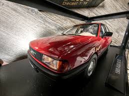 Класична модель Audi 80 B3.