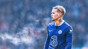 Михайло Мудрик тренування